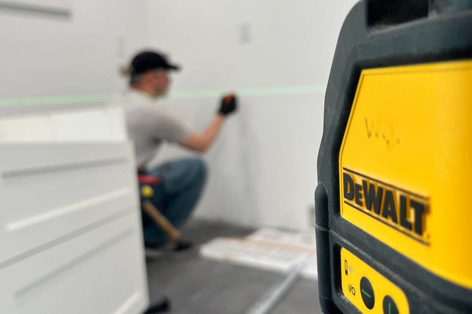 The Professional Carpenter’s Guide to Choosing the Best Laser Level carpentry
